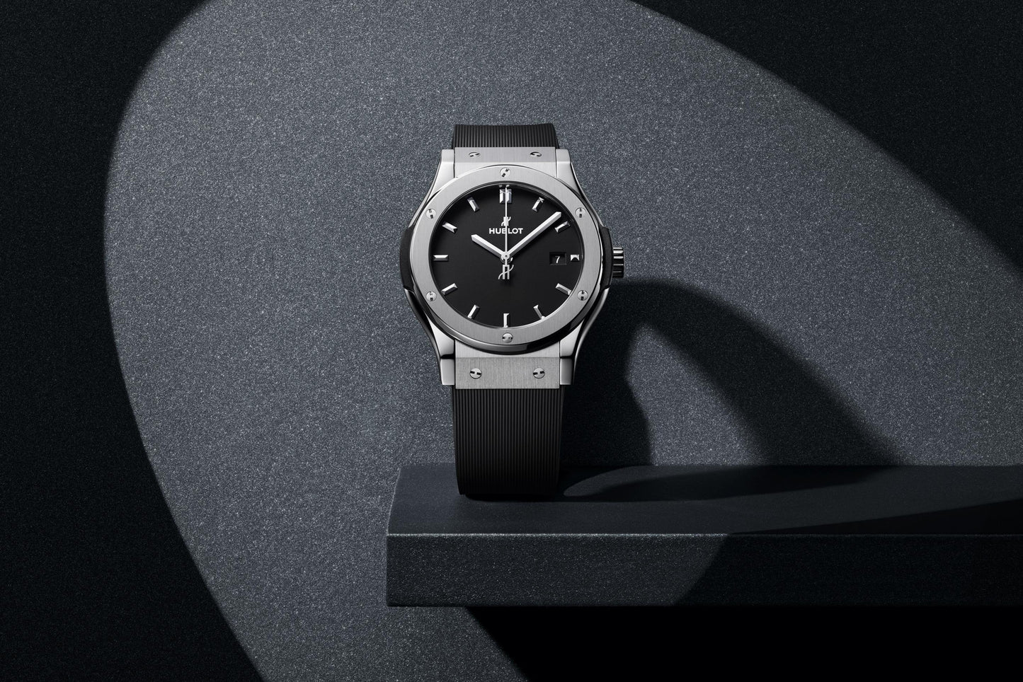 Luxury Chronograph Quartz Watch for Men – Bold & Timeless Design